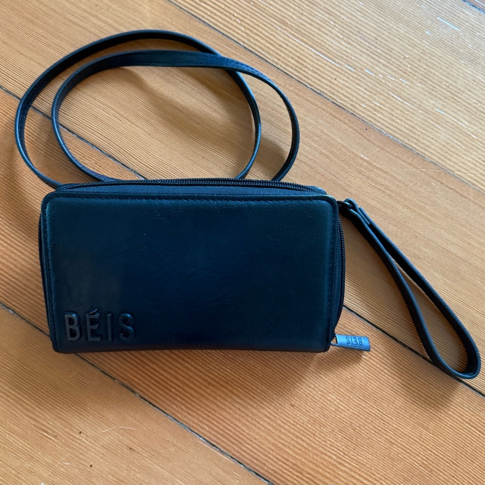 BEIS Black Crossbody Travel Wallet